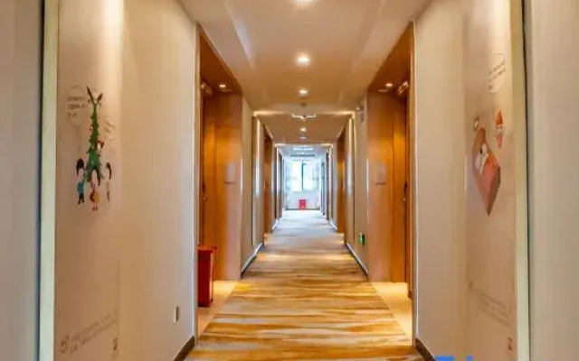 Vienna 3 Best Hotel (Liuzhou Baiyun)