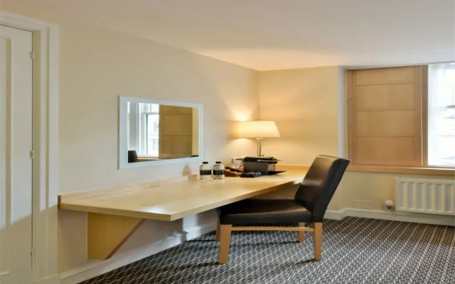 Strand Palace Hotel