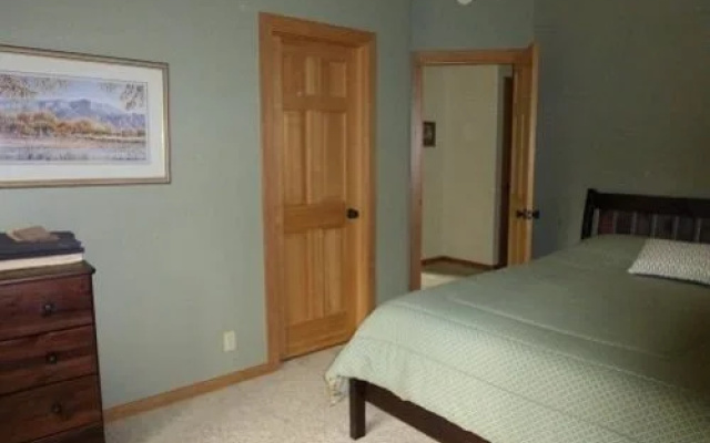 Hereford Cabin 12713