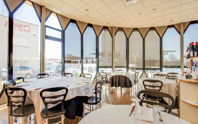 Hotel Blanc i Negre by OYO Rooms