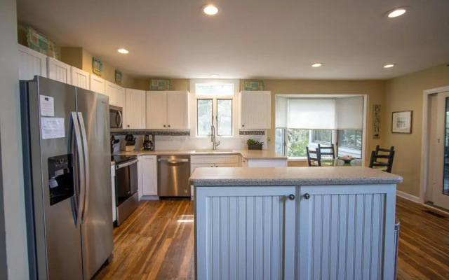 412 Skimmer Cove