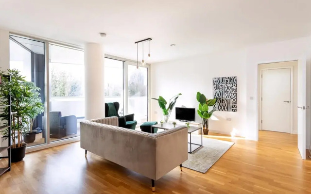 Modern Chiswick Apartment