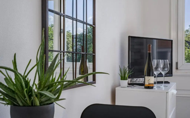 The Place-Studio (Adults Only)