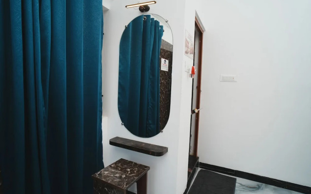 Sri Sakthi Nivas