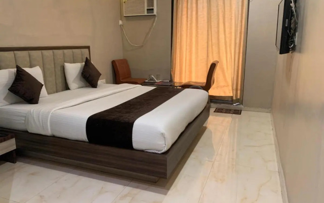 Hotel Merakee By Hotel Roop Palace
