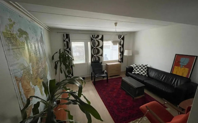 Stylish 2 bedroom city apartment