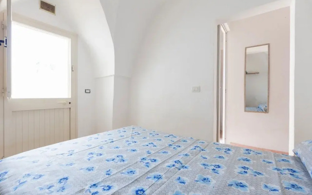 2380 Casa Crispi