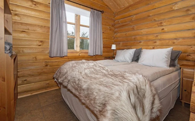 Log Cabin and Guest House