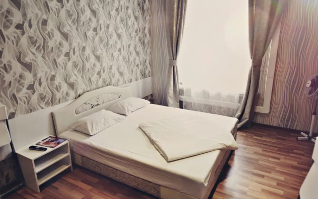 Mary Gold Hotel