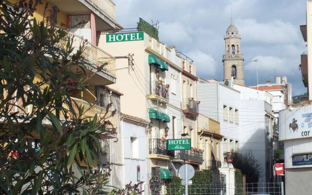 Hotel Mitus вид на фасад