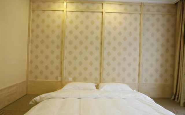 Jingshan Jinglun Hotel