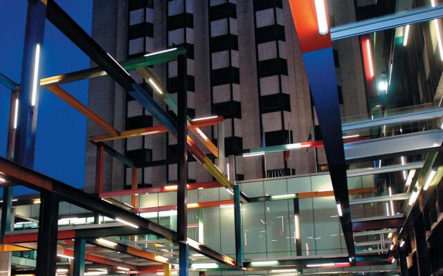 Отель Porto Palacio Congress Hotel & Spa Португалия, Порту - отзывы, цены и фото номеров - забронировать отель Porto Palacio Congress Hotel & Spa онлайн вид на фасад
