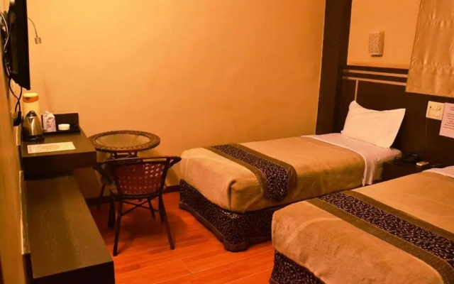 Hotel Kanisshk International