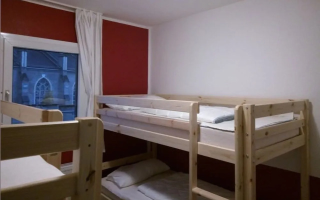 Hostel 45