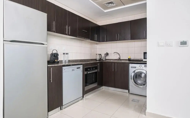 Stunning Marina View 1 bedroom