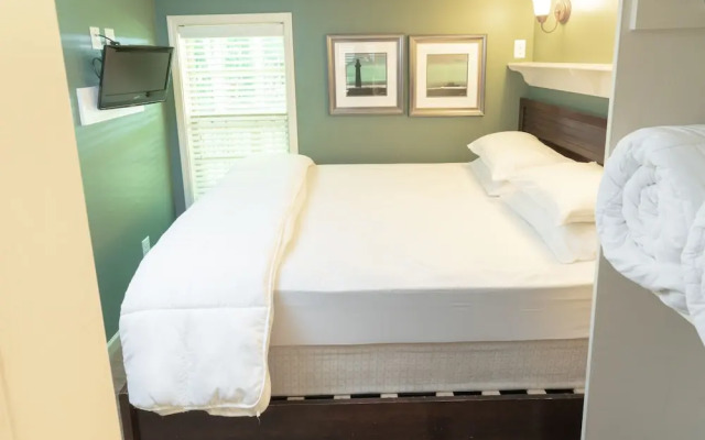 Sun Retreats at Wild Acres