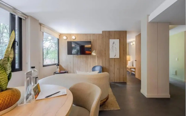 NOK Cozy 2BR With Terrace in Zona Rosa