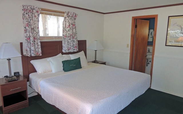 Rock Ledge Motel