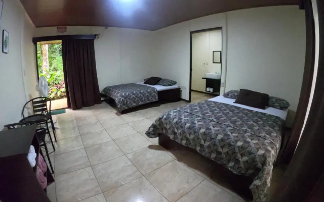 Hotel Rio Celeste to Know