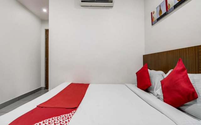 OYO 1466 Hotel G Square