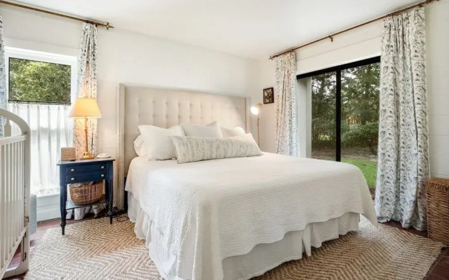 Sunny Pointe 4 Bedroom Home