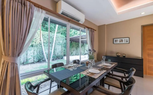 AnB Poolvilla Grand Modern 3BR Jomtien for 10pax