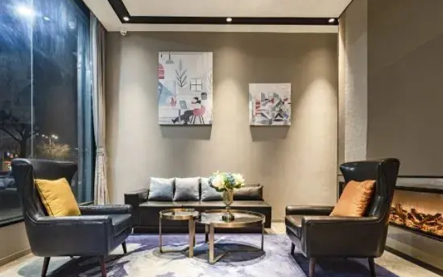 HanTing Hotel (Chuxiong Administrative Service Center Xiongbao Road)