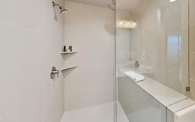 3793 Blackstone Drive Condo Unit 1G