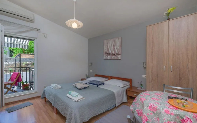 Apartment Goge