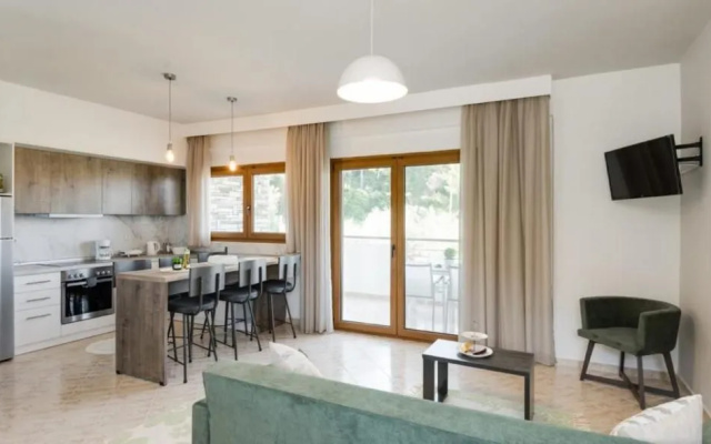 Elani Elaia Villas