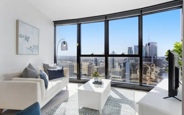 52nd Floor With Panoramic Views of Brisbane City
