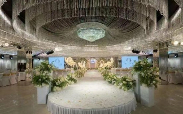 Grand Qihe Hotel