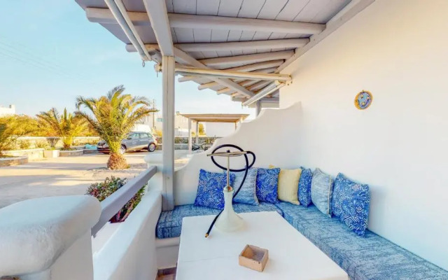 Mykonos Eight