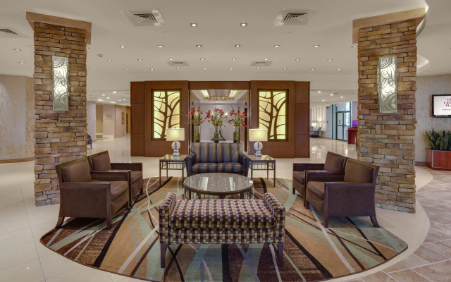 Crowne Plaza Executive Center Baton Rouge by IHG