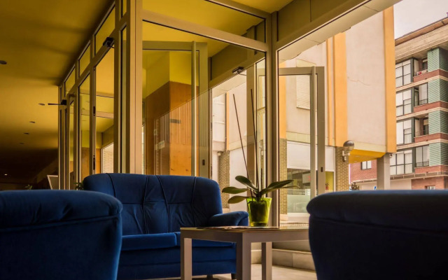 Hotel Bezana Lago