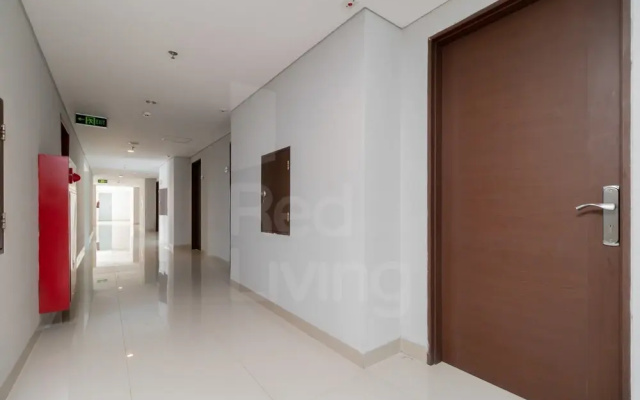 RedLiving Apartemen Majestic Point Serpong by Lucia