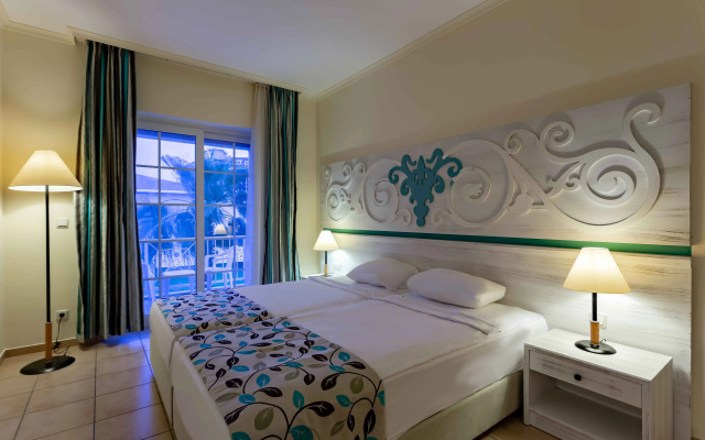 Asteria Family Resort Side (Ex. Euphoria Palm Beach)
