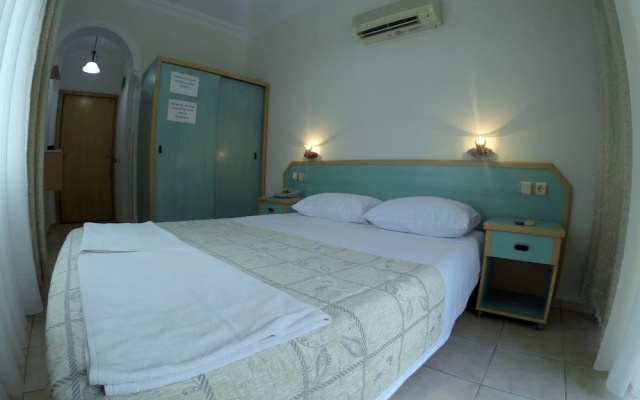 Delfin Otel