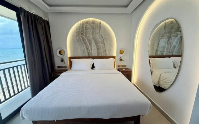 Coral Strand Smart Choice Hotel