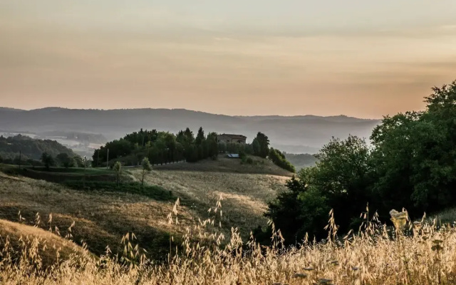 Villa in Siena With Pool and Tuscan Views