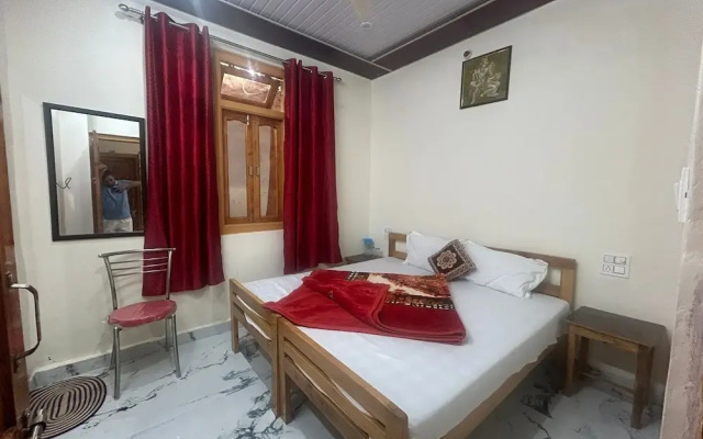 Hotel Royal Sainik