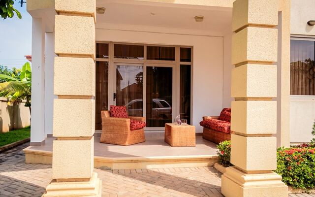 Отель Sandpark Place вид на фасад