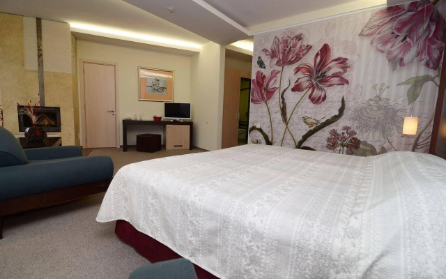 Ice Angels Hotel