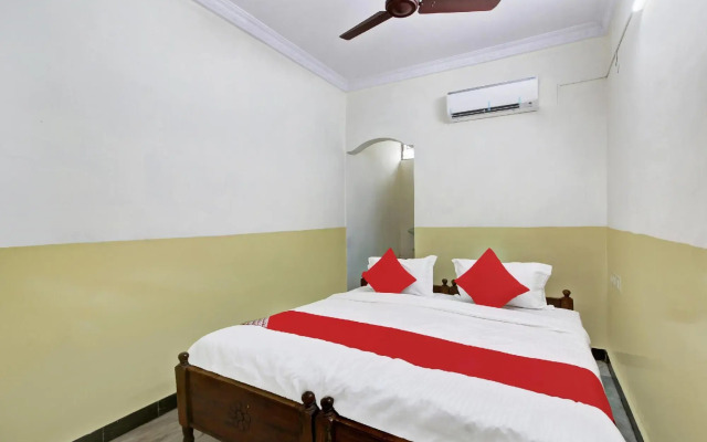 Suraj Residency by OYO Rooms