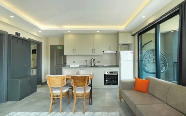 Damira Apart