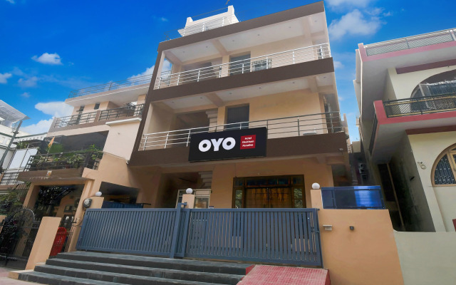 Super Hotel O by OYO Shubham Paradise