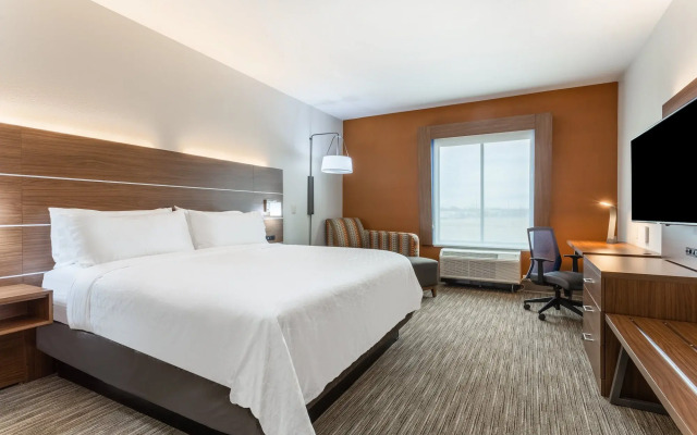 Holiday Inn Express & Suites Kearney by IHG