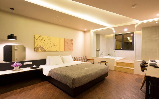 2 Heaven Hotel
