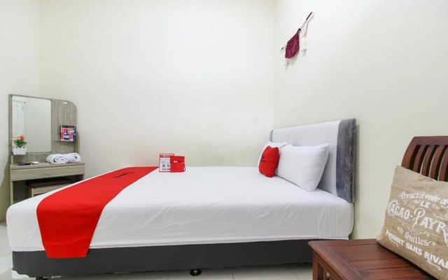 RedDoorz @ Jalan Damai 3