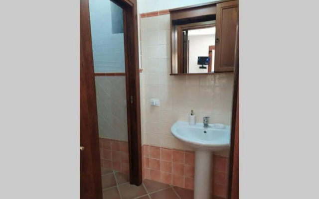 TINY HOUSE (con piscina e wi-fi)